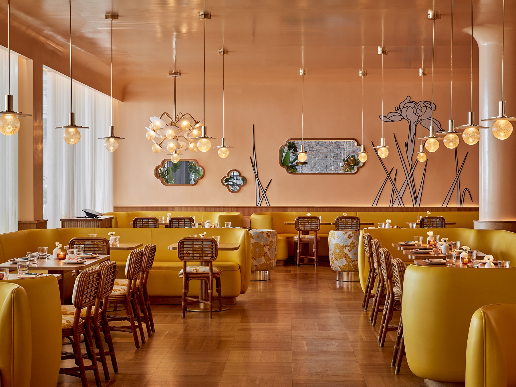 MAKOTO_INTERIORS_DINING ROOM_15_040 FINAL Credit Jason Varney copie.3 tif.jpg